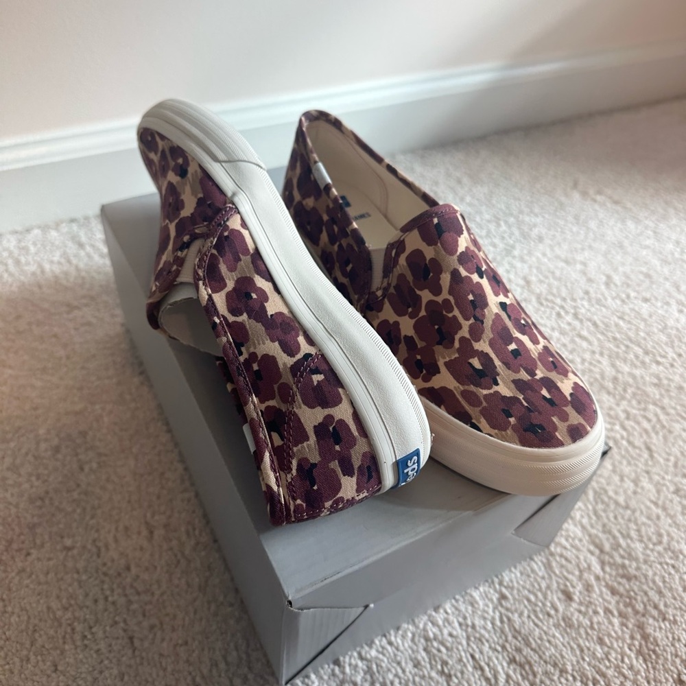 NWT Keds Elizabeth x James Slip-On Sneakers